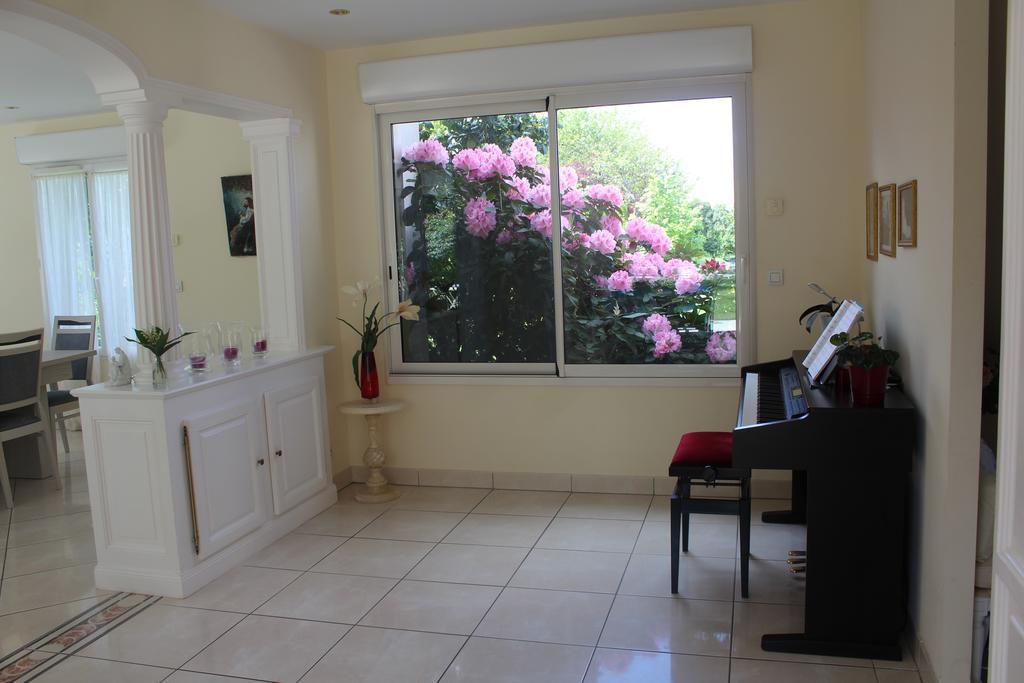 Le Clos Des Roses Saint-Regle Luaran gambar
